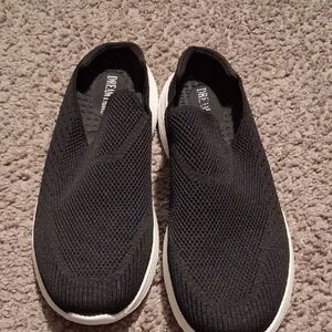 Dream Pairs Kids Black Mesh Sneakers